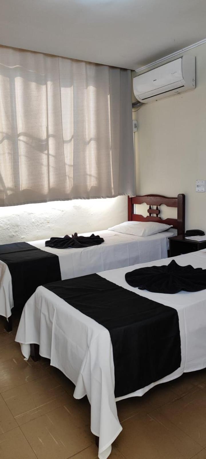 Hotel La Rocca, Goiania Bagian luar foto
