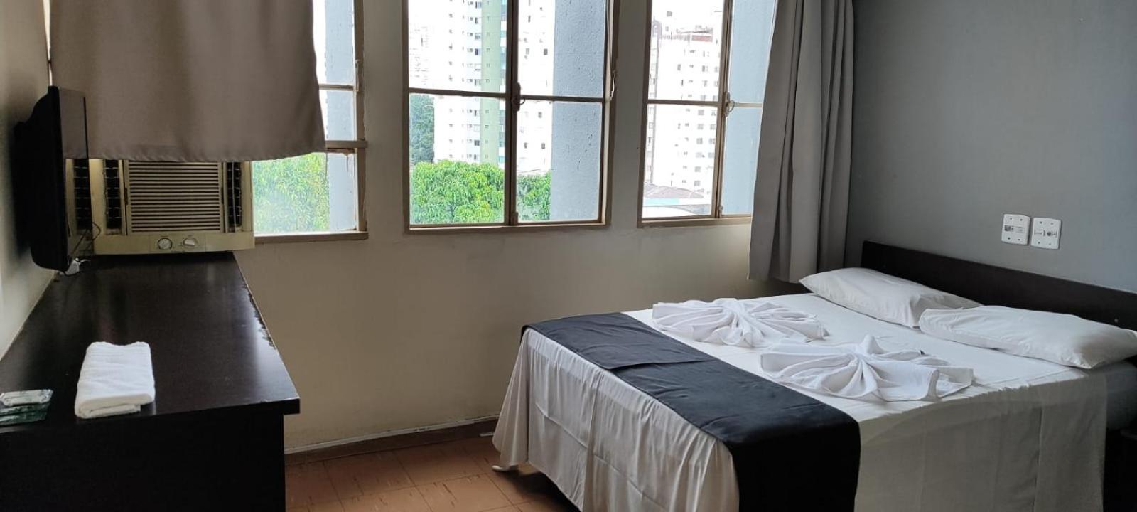 Hotel La Rocca, Goiania Bagian luar foto